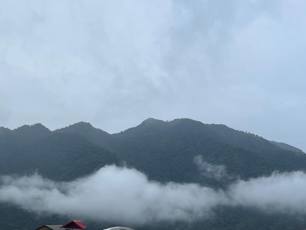 Отель Rishikesh Adiyogi Экстерьер фото